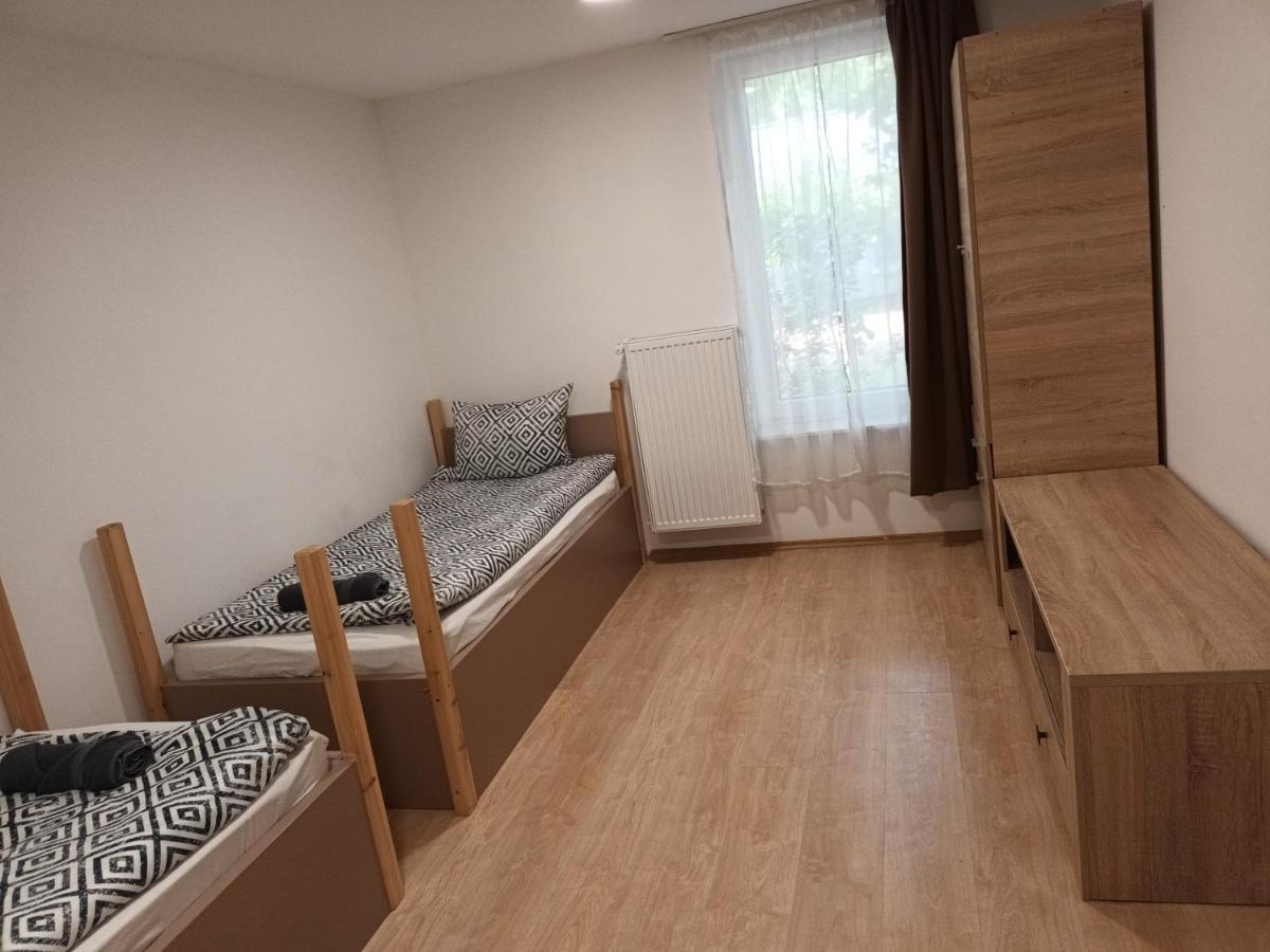 Tiszaliget Apartman Es Szallo Solnok Dış mekan fotoğraf