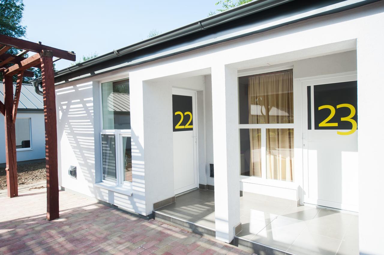 Tiszaliget Apartman Es Szallo Solnok Dış mekan fotoğraf