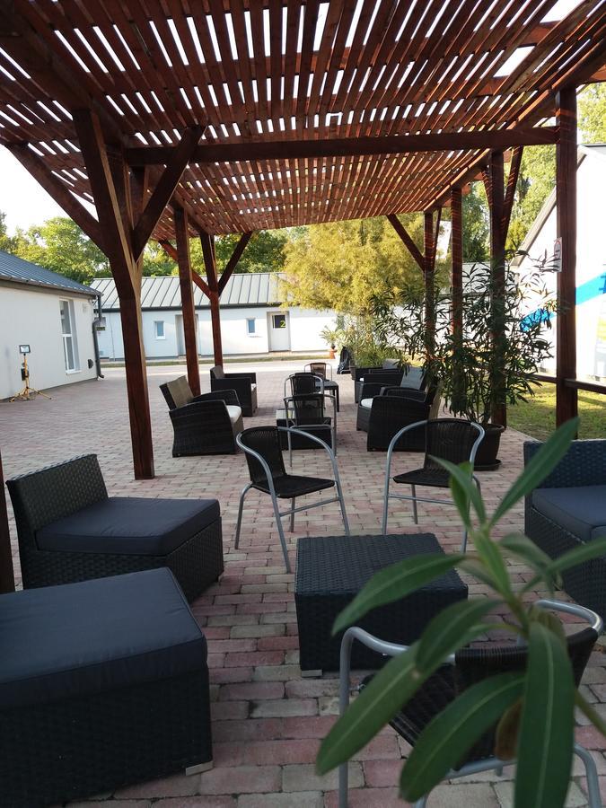 Tiszaliget Apartman Es Szallo Solnok Dış mekan fotoğraf