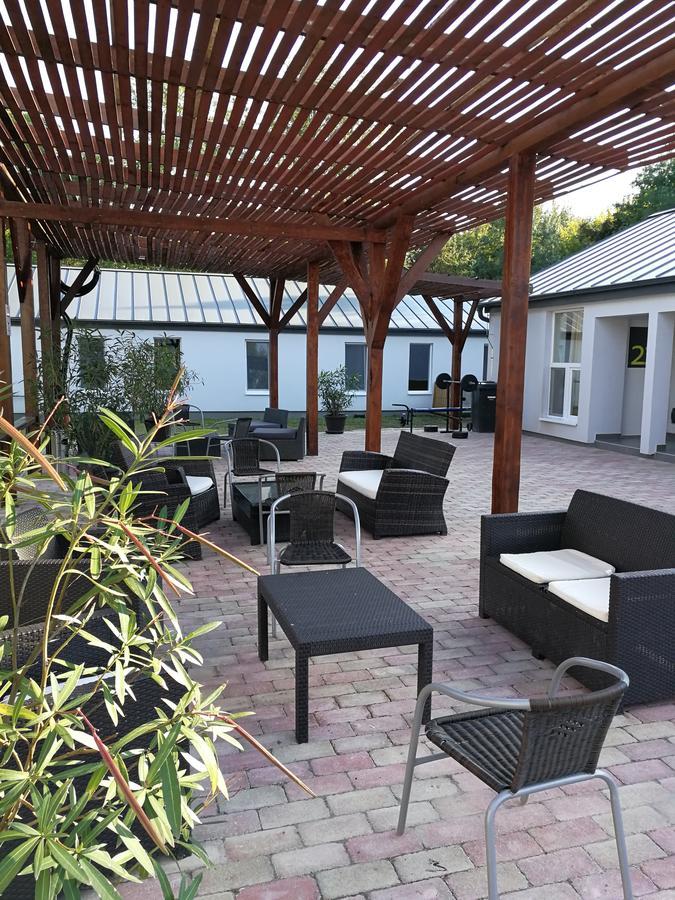 Tiszaliget Apartman Es Szallo Solnok Dış mekan fotoğraf